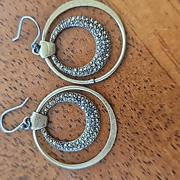 2 pair lucky Brand earrings silver and gold versions - Picture 3 of 3